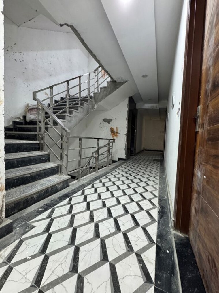Balcony, chattarpur 1 Bedroom 450 Sq.Ft. Apartment In Chattarpur Delhi 10613817