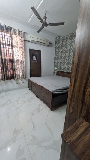 2 BHK Builder Floor For Rent in Sunny Enclave