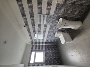 Staircase in 3 BHK Builder Floor at Sushant Lok 2, Sector 57 – for Rent