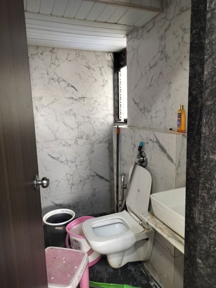 Bathroom, lotus-residency-goregaon-west 2 Bedroom 620 Sq.Ft. Apartment In Goregaon West Mumbai 10613847