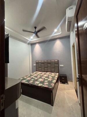  Pg For Rent in Singhpura