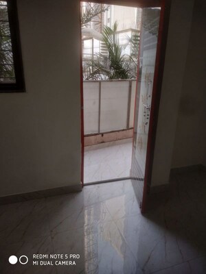 Room in 1 BHK Apartment at Shree Swami Samarth Apartments Kharadi, Kharadi – for Rent