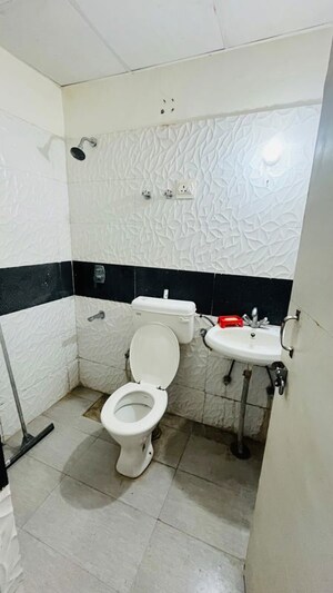 Team Area in 1 BHK Apartment at Chandigarh Citi Center, Vip Road – for Rent