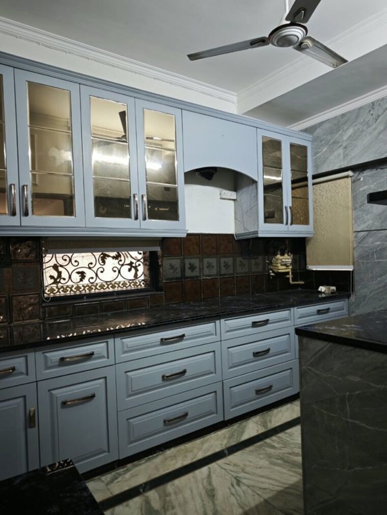 Kitchen, maharishi-dayanand-cghs 3 Bedroom 1700 Sq.Ft. Apartment In Vasant Kunj Delhi 10613871