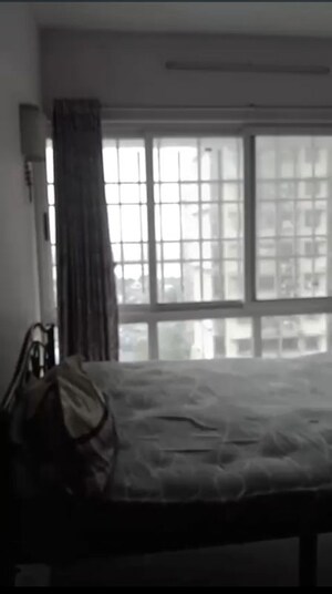 Room in 2 BHK Apartment at Poddar Shri Ganesh Apartment, Goregaon West – for Rent
