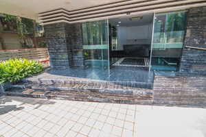  Office Space in IT/SEZ – Exterior View View at Sunrise Tower, Andheri East - for Rent