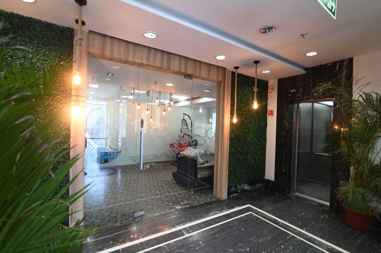 Exterior View, sunrise-tower Commercial Office Space in IT/SEZ 1600 Sq.Ft. In Andheri East Mumbai 10613903