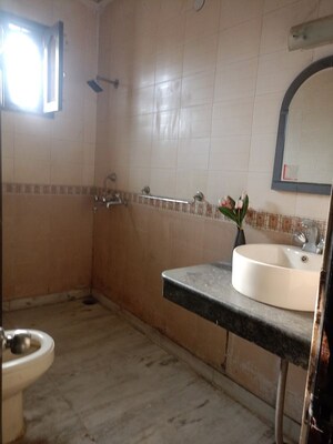 Bathroom in 3 BHK Builder Floor at Sector 21 – for Rent