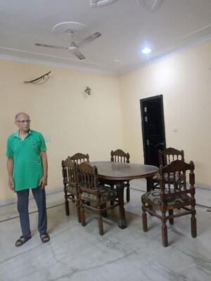 Gym in 3 BHK Builder Floor at Sector 21 – for Rent