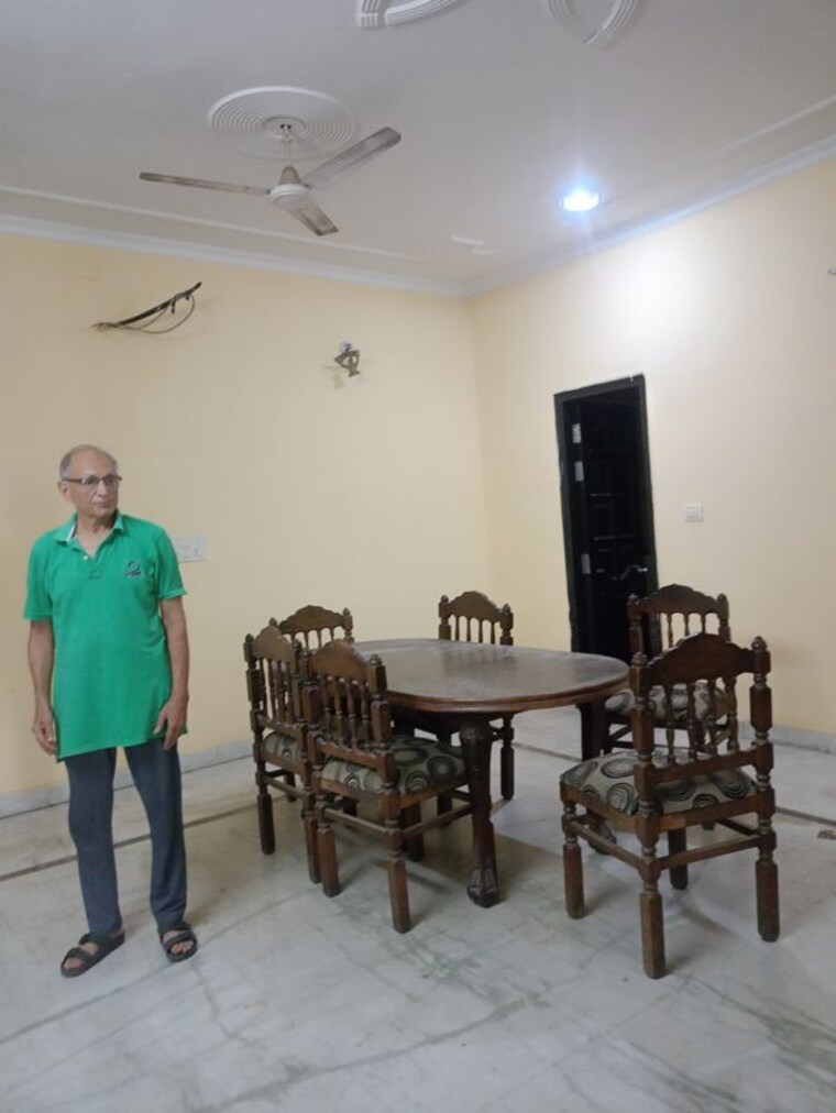 Gym, sector 21 3 Bedroom 4520 Sq.Ft. Builder Floor In Sector 21 Gurgaon 10613938