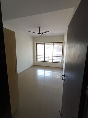 Bedroom in 3 BHK Apartment at Siddhivinayak Horizon, Prabhadevi – for Rent