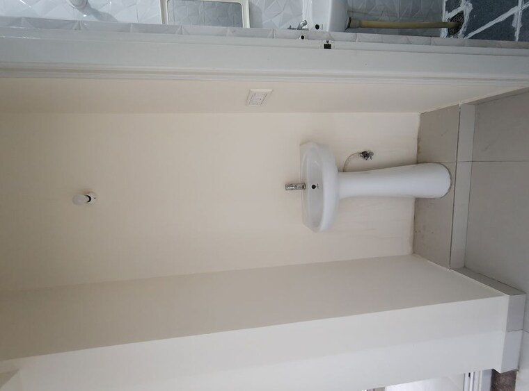 Bathroom, hsr layout 3 Bedroom 1500 Sq.Ft. Builder Floor In Hsr Layout Bangalore 10613945