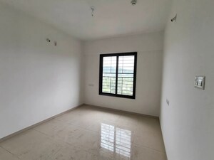 Room in 2 BHK Apartment at Kohinoor Sportsville, Hinjewadi – for Rent