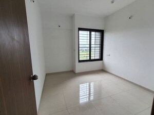 Room in 2 BHK Apartment at Kohinoor Sportsville, Hinjewadi – for Rent