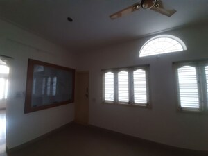 Room in 2 BHK Independent House at Rt Nagar – for Rent