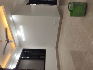 Furnished Amenities in 3 BHK Builder Floor at Defence Colony – for Rent