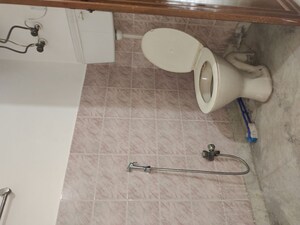 Bathroom in 1 BHK Builder Floor at Amar Colony – for Rent