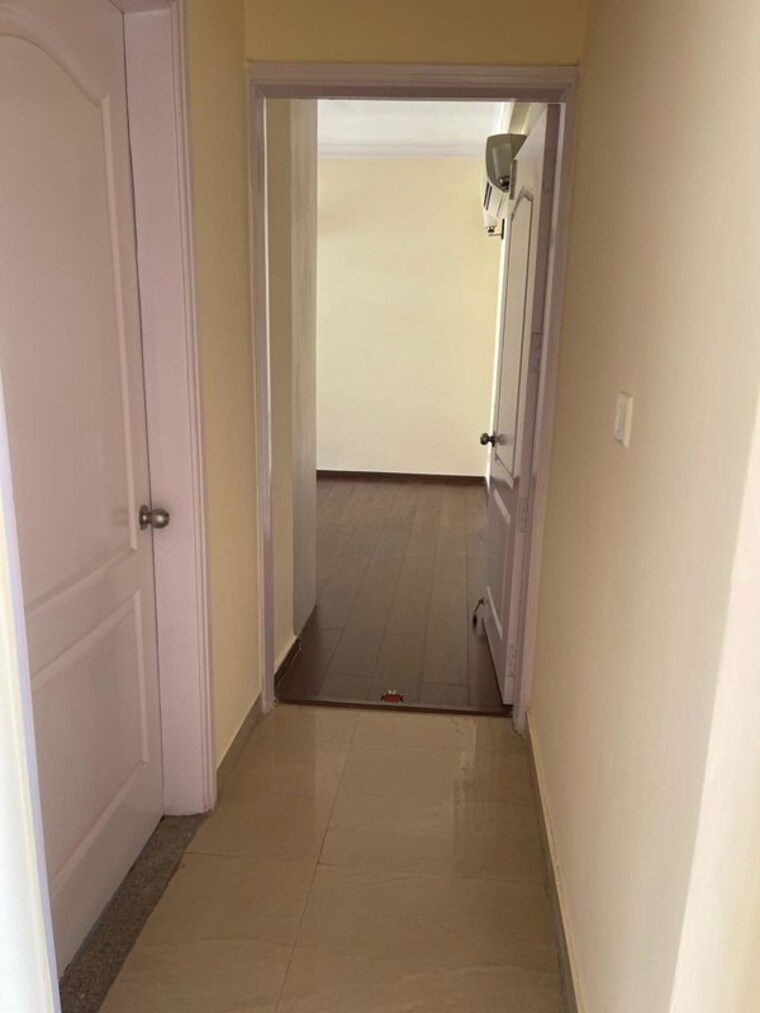Bathroom, raheja-shilas 3 Bedroom 1458 Sq.Ft. Apartment In Sector 109 Gurgaon 10614003