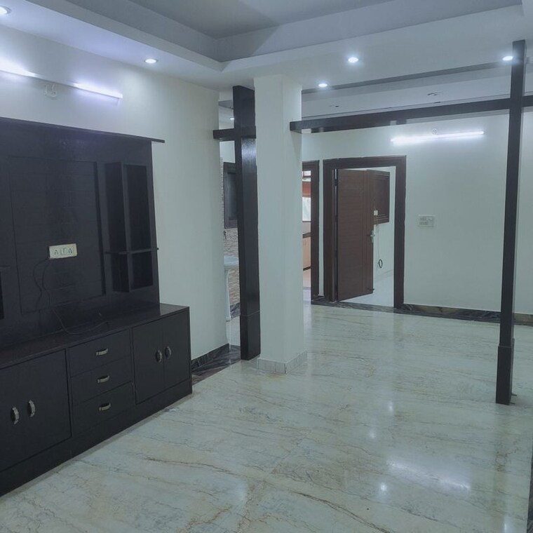 Room, sector 55 3 Bedroom 1800 Sq.Ft. Builder Floor In Sector 55 Gurgaon 10614012