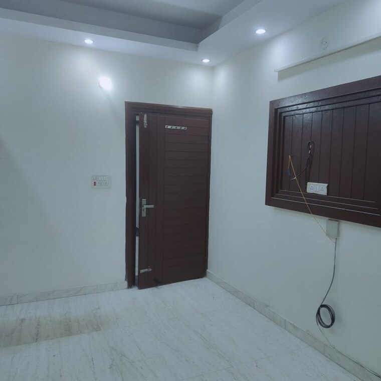 Room, sector 55 3 Bedroom 1800 Sq.Ft. Builder Floor In Sector 55 Gurgaon 10614012