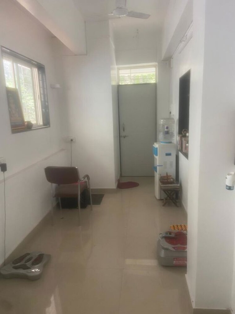 Bathroom, shri-senapati-bapat-chs Commercial Office Space 800 Sq.Ft. In Senapati Bapat Road Pune 10614019
