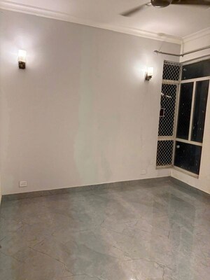 Room in 4 BHK Penthouse at Raheja Shilas, Sector 109 – for Sale