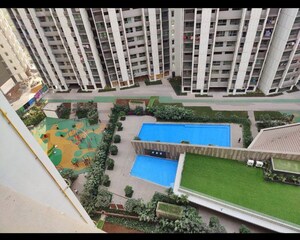 Swimming Pool in 2 BHK Apartment at Kalpataru Immensa E, Kolshet Road – for Sale