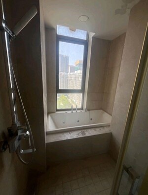 Furnished Amenities in 3 BHK Apartment at M3M Golf Estate, Sector 65 – for Sale