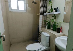 Bathroom in 3 BHK Builder Floor at Emaar MGF Emerald Hills, Sector 65 – for Sale