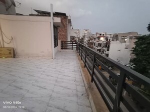 Balcony in 2 BHK Builder Floor at Sector 47 – for Rent
