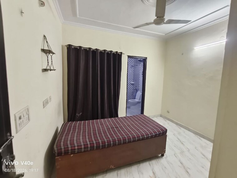 Bedroom, sector 47 2 Bedroom 1200 Sq.Ft. Builder Floor In Sector 47 Gurgaon 10614048