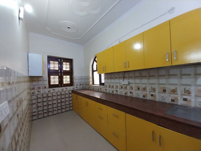 Kitchen, sector 47 4 Bedroom 2200 Sq.Ft. Builder Floor In Sector 47 Gurgaon 10614056