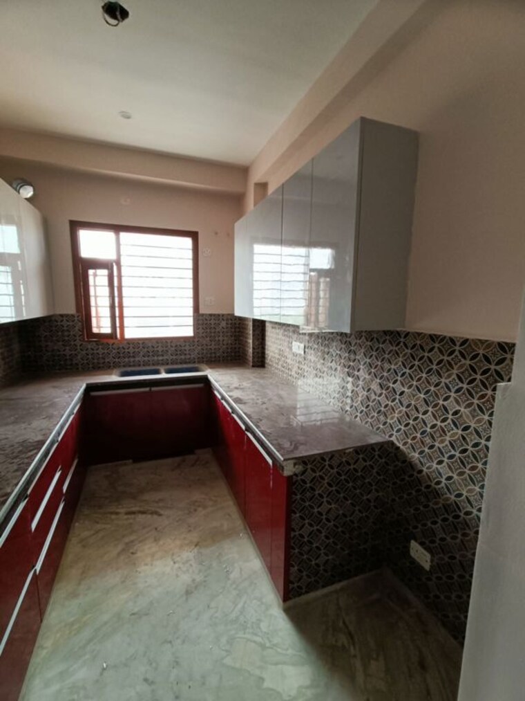 Kitchen, sector 47 3 Bedroom 1400 Sq.Ft. Builder Floor In Sector 47 Gurgaon 10614057