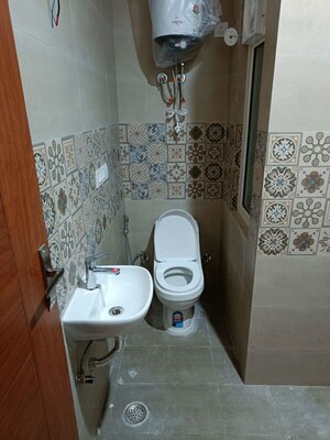 Bathroom in 3 BHK Builder Floor at Sector 47 – for Rent