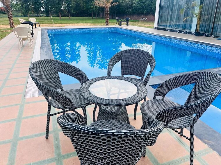 Team Area, gwal pahari 4 Bedroom 3000 Sq.Ft. Villa In Gwal Pahari Gurgaon 10614062