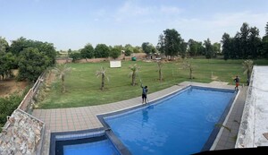 Swimming Pool in 4 BHK Villa at Gwal Pahari – for Rent