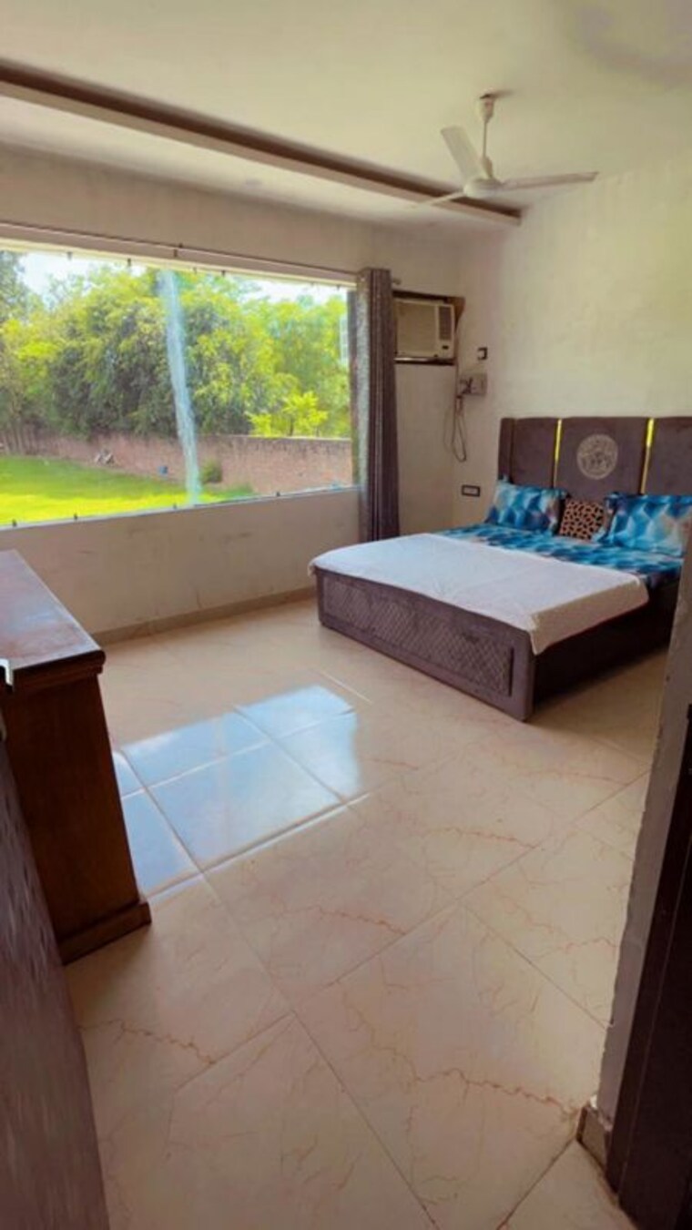 Bedroom, gwal pahari 4 Bedroom 3000 Sq.Ft. Villa In Gwal Pahari Gurgaon 10614062