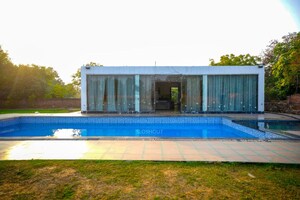 Swimming Pool in 4 BHK Villa at Gwal Pahari – for Rent