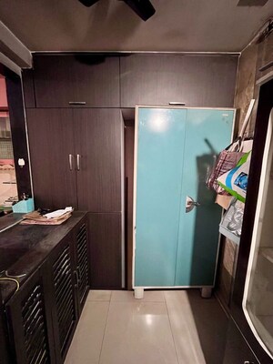 Furnished Amenities in 2 BHK Apartment at Hiranandani Estate, Ghodbunder Road – for Sale