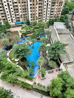Swimming Pool in 2 BHK Apartment at Lodha Splendora, Ghodbunder Road – for Sale