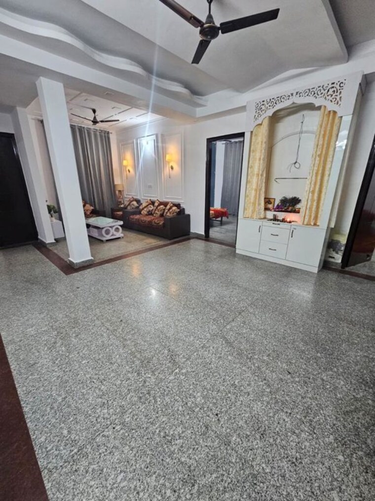 undefined, sector 9a 3 Bedroom 342 Sq.Yd. Builder Floor In Sector 9a Gurgaon 10614107