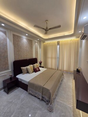 Bedroom in 3 BHK Builder Floor at Sector 102 – for Sale