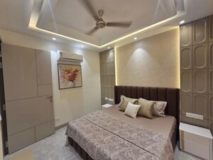Bedroom in 3 BHK Builder Floor at Sector 102 – for Sale