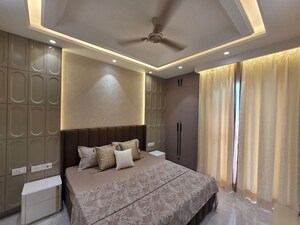 Bedroom in 3 BHK Builder Floor at Sector 102 – for Sale