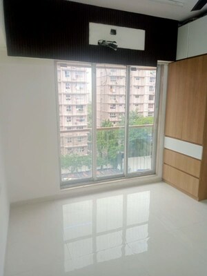 Bedroom in 2 BHK Apartment at Chembur – for Rent