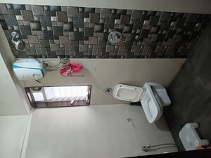 Bathroom in 2 BHK Apartment at JP Airoli Tower, Airoli Sector 19 – for Rent