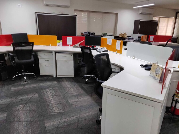 Team Area, south tukoganj Commercial Office Space 1300 Sq.Ft. In South Tukoganj Indore 10614182