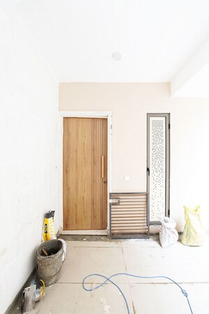Room in 3 BHK Independent House at New Maninagar – for Sale