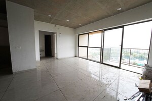 Room in 3 BHK Independent House at New Maninagar – for Sale