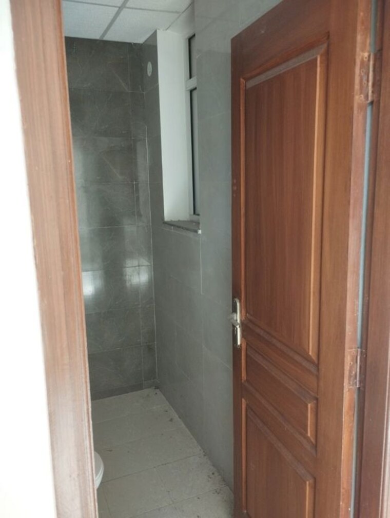 Bathroom, lohgarh 1 Bedroom 625 Sq.Ft. Apartment In Lohgarh Zirakpur 10614167